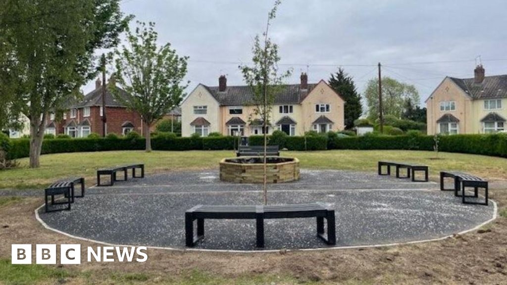 New pocket parks in Hull 'significantly improve areas'