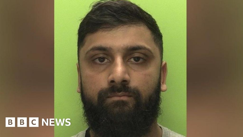 Nottingham romance fraudster who posed as footballer jailed