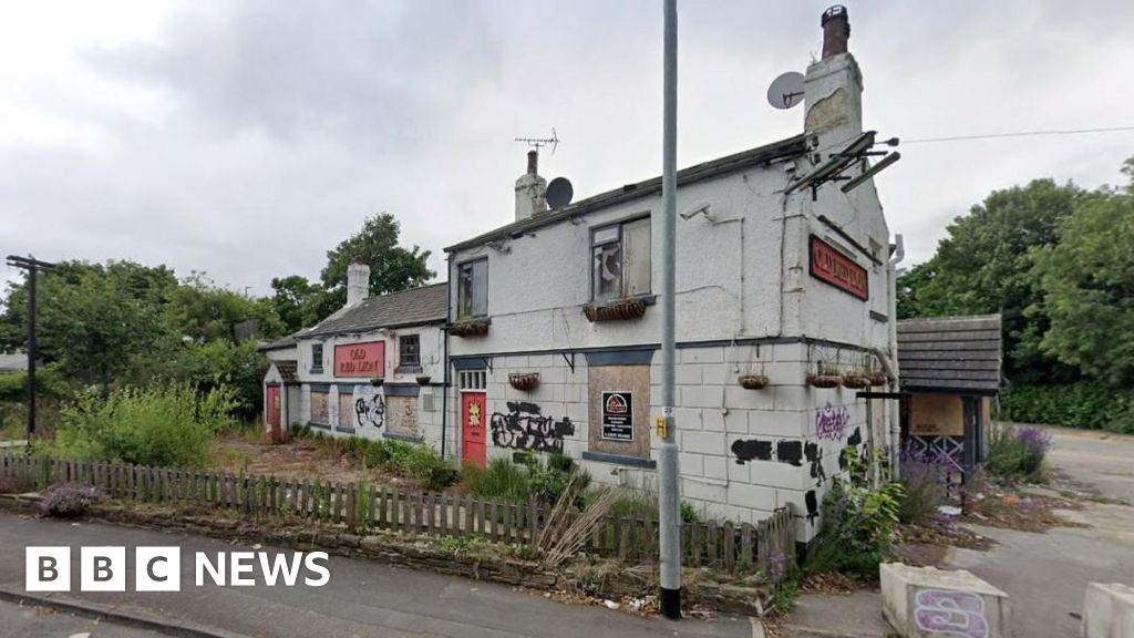 McDonald's plans for former pub in Leeds set to be rejected