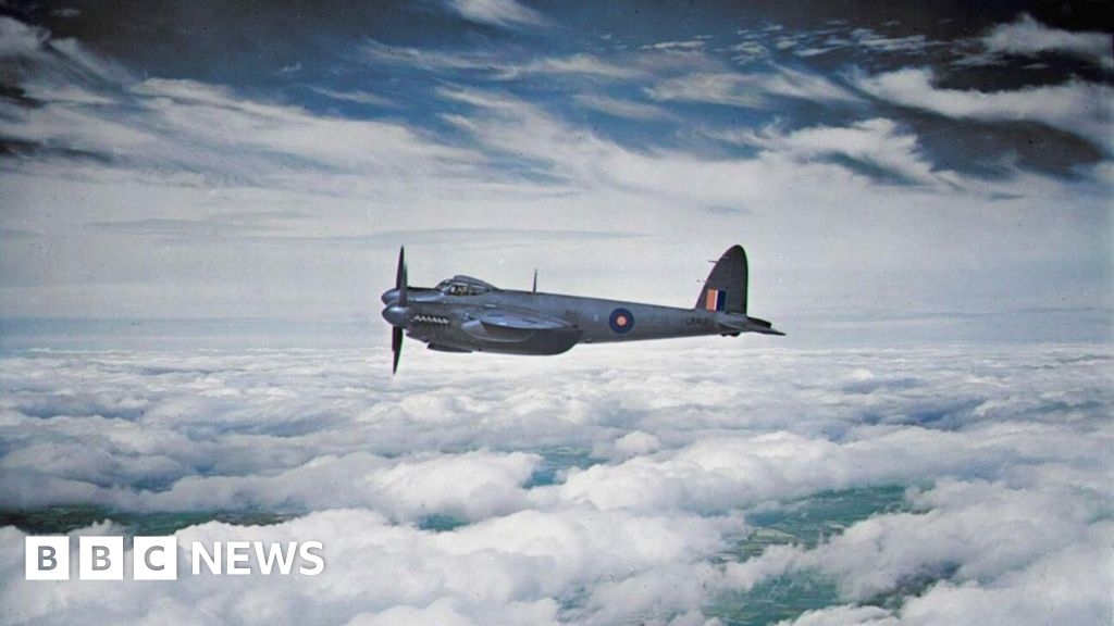 WW2 Mosquito engine restored to honour RAF crew