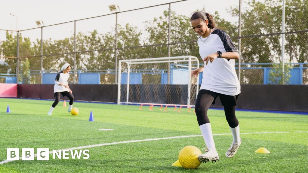 Barrow free football sessions for under-18s relaunched