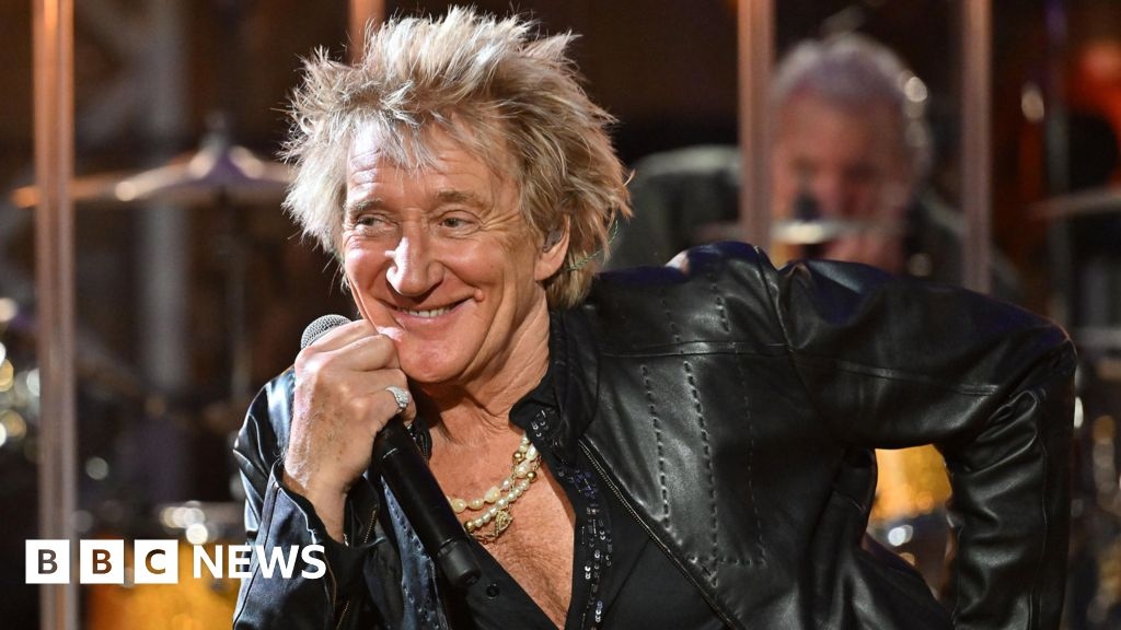 Rod Stewart on Glastonbury: 'I wish they wouldn't call it the tea time slot'