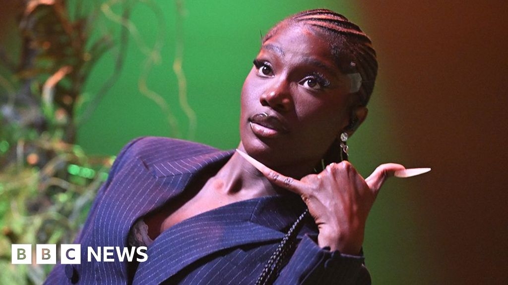 Doechii: Rapper is 'walking on the ceiling' after Grammy dream