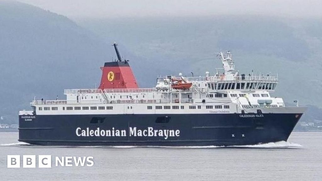 CalMac reshuffles fleet after 'exceptional' problems