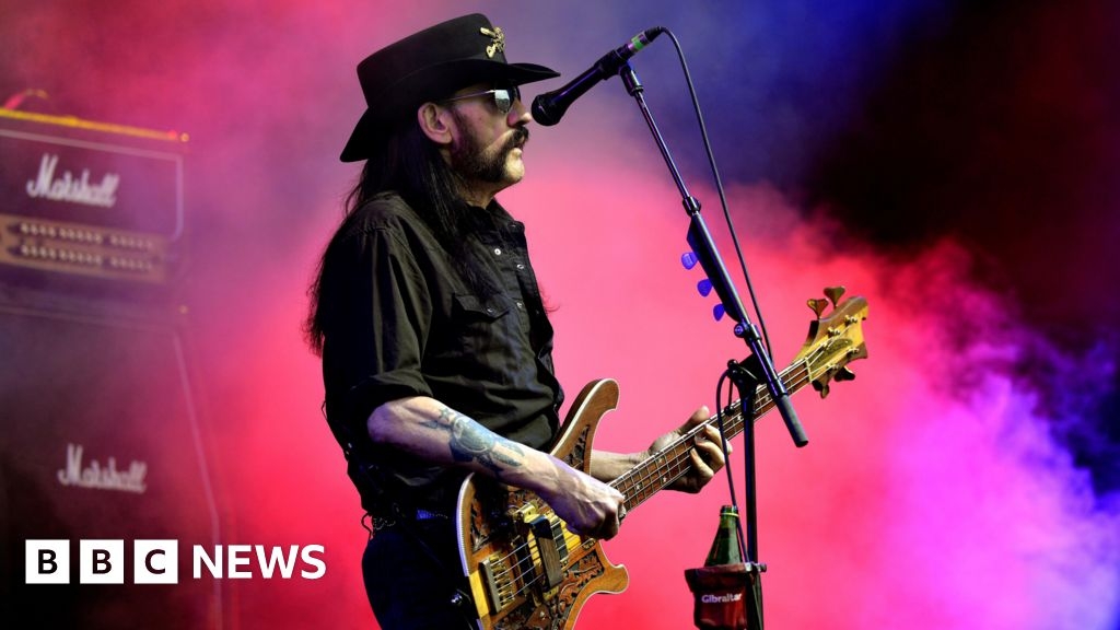 Stoke-on-Trent statue of Motorhead's Lemmy to get final go-ahead
