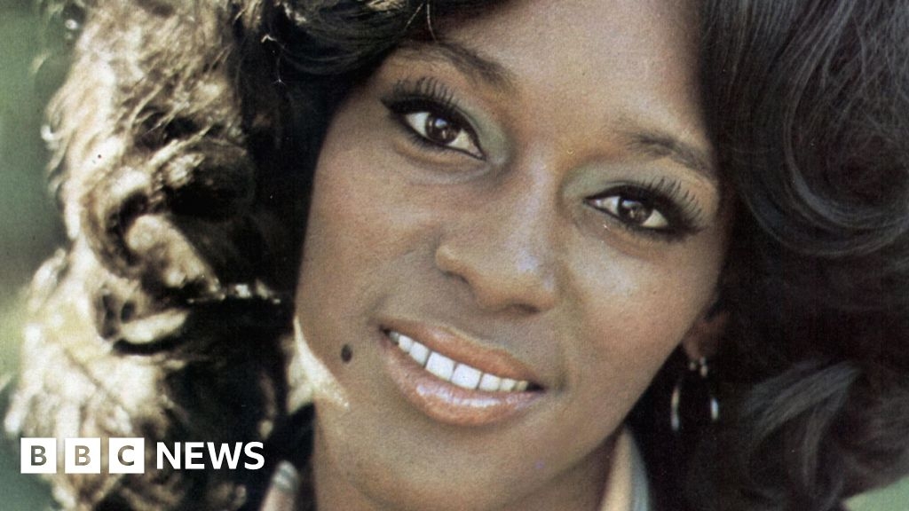 Gwen McCrae: Tributes paid to funk and soul singer who has died