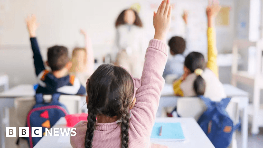 Extra school places created in Wolverhampton to deal with demand