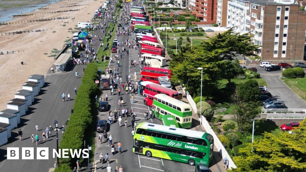 Worthing bus rally cancelled as 'not financially viable'