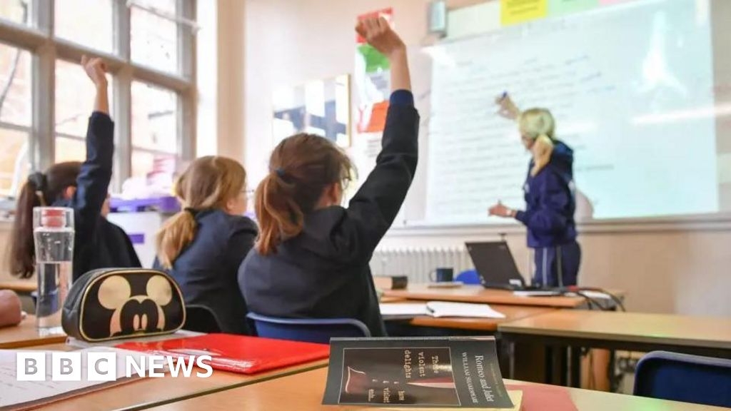 'Toxic' culture in Manx education department, union claims