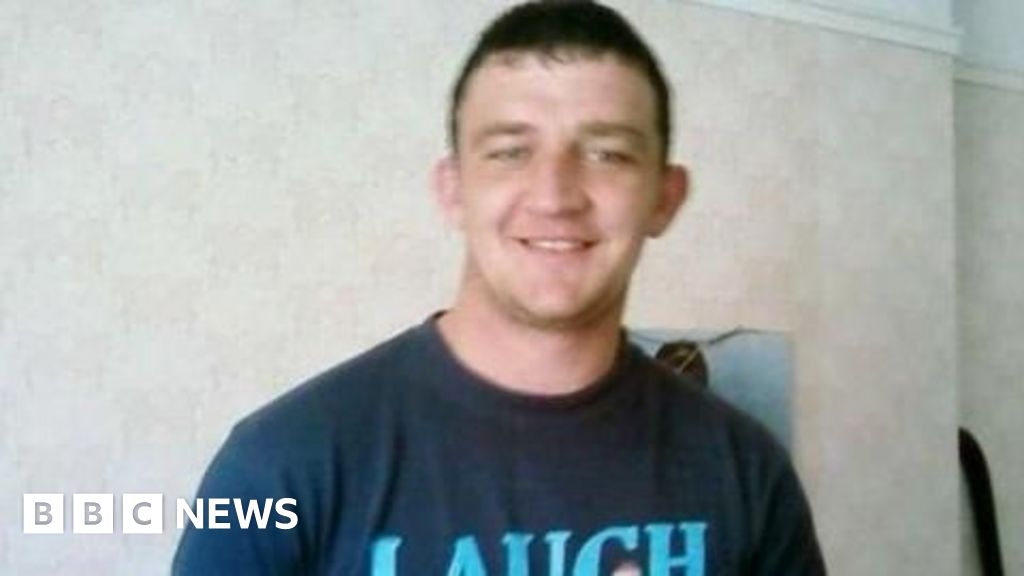 Man who murdered father in Cardiff jailed for 22 years