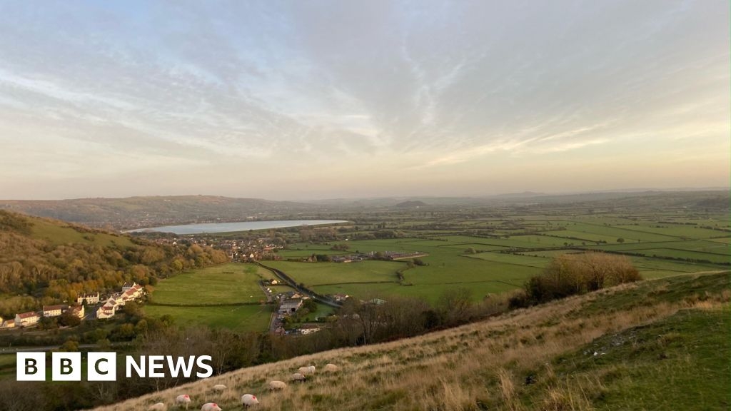 Reservoir could be built in quarry to supply water to Somerset