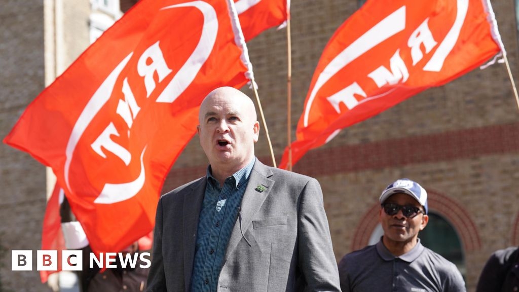 Merseyrail: Union boss calls for service to be nationalised
