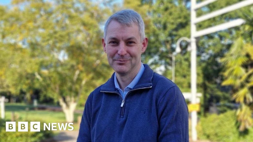 Woking MP calls for court to reopen amid backlog of cases