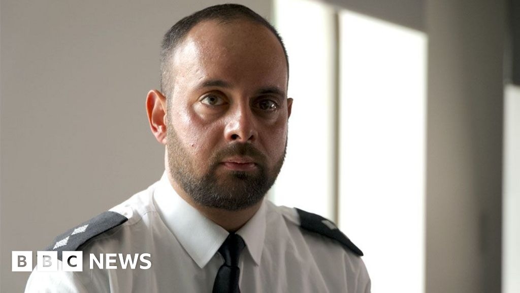 Hainault attack: I'm not a hero, says officer slashed