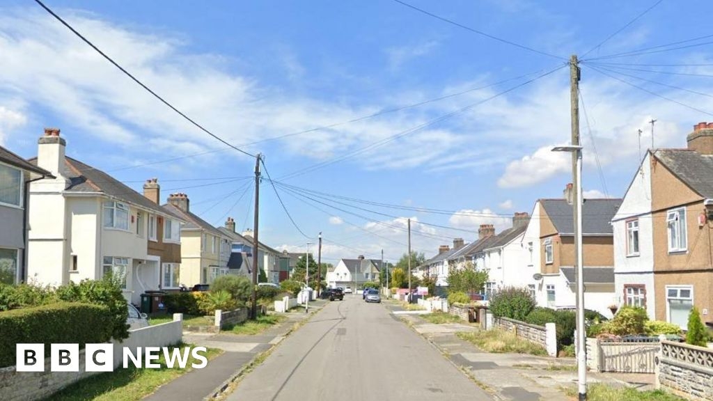 Man, 20, dies in motorcycle crash in Plymouth