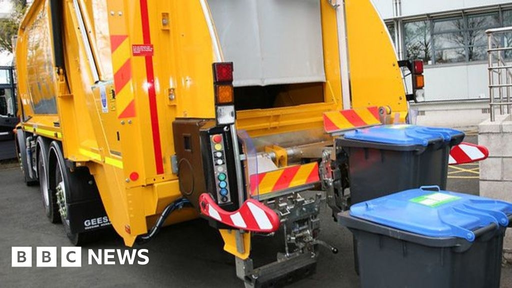 Worker caught in bin lorry mechanism by bungee cord in Scottish Borders