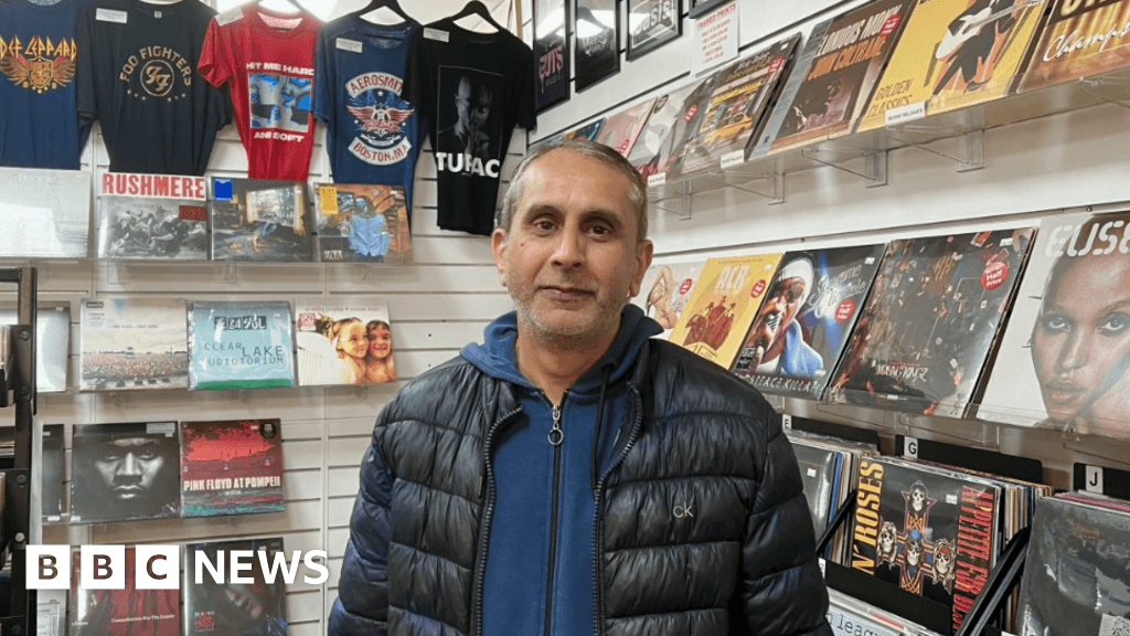 Walsall economy 'slowly dying' traders say