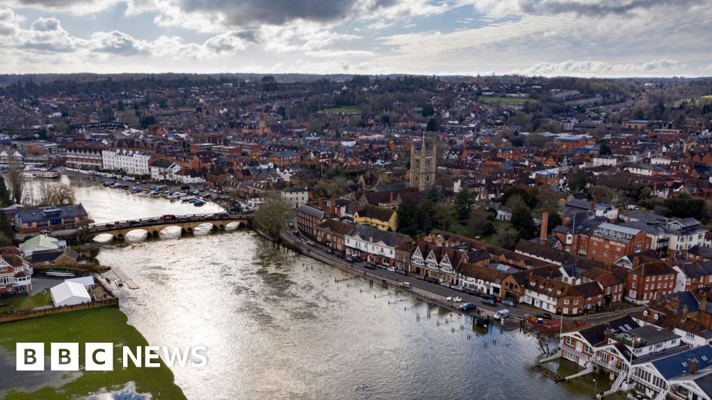 Devolution: Oxfordshire County Council to put plans to government