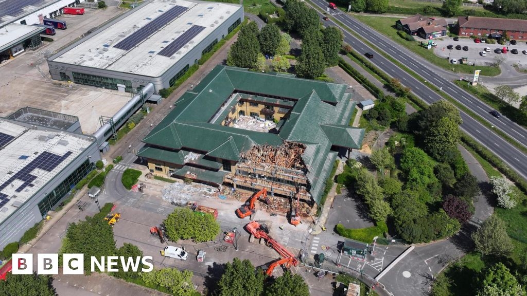 The Body Shop: Demolition work begins on former Littlehampton HQ