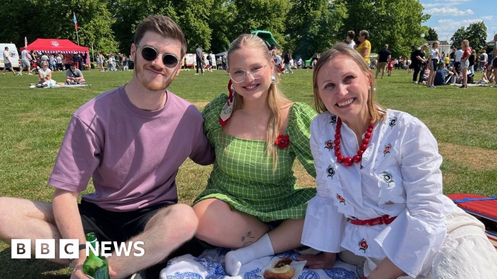 Thousands celebrate Polish Heritage in Gloucester