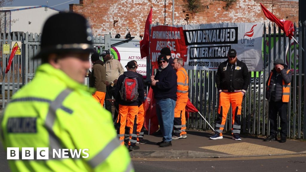 Birmingham bin strike deal offer was watered down, says union