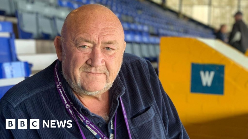 Bournemouth football pundit John 'Willo' Williams to retire