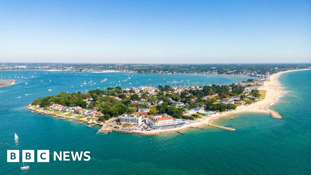 Sandbanks revealed as Britain's most expensive seaside town