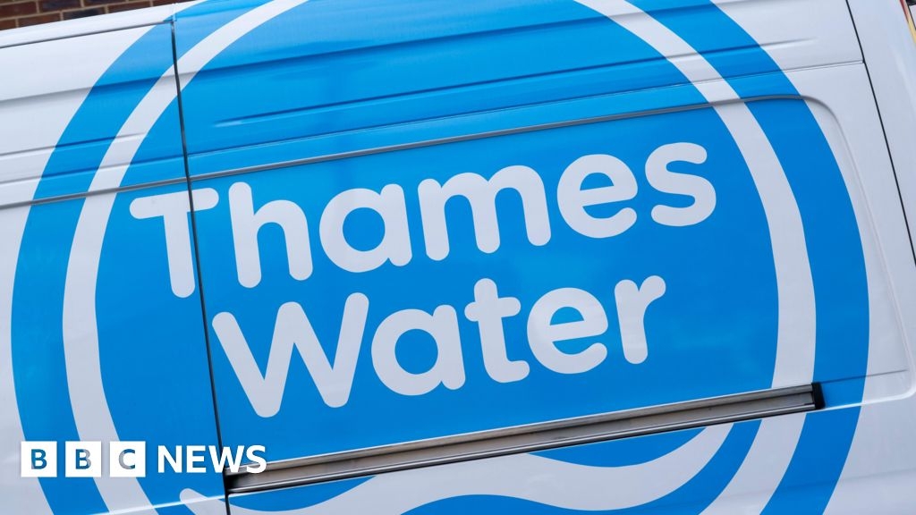 Reduced water flow in homes due to burst main in Swindon