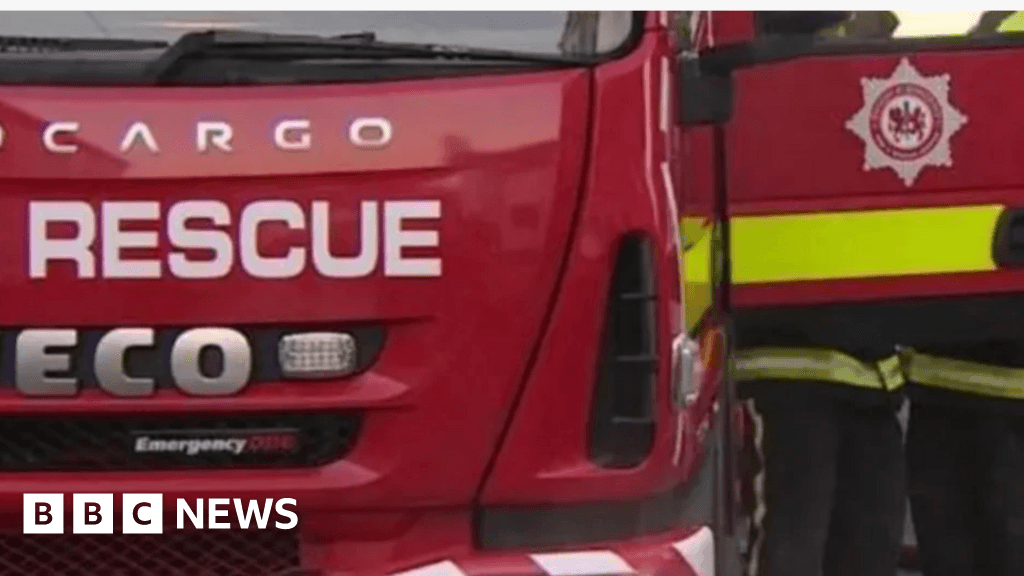 Firefighters tackle large barn fire in Devon