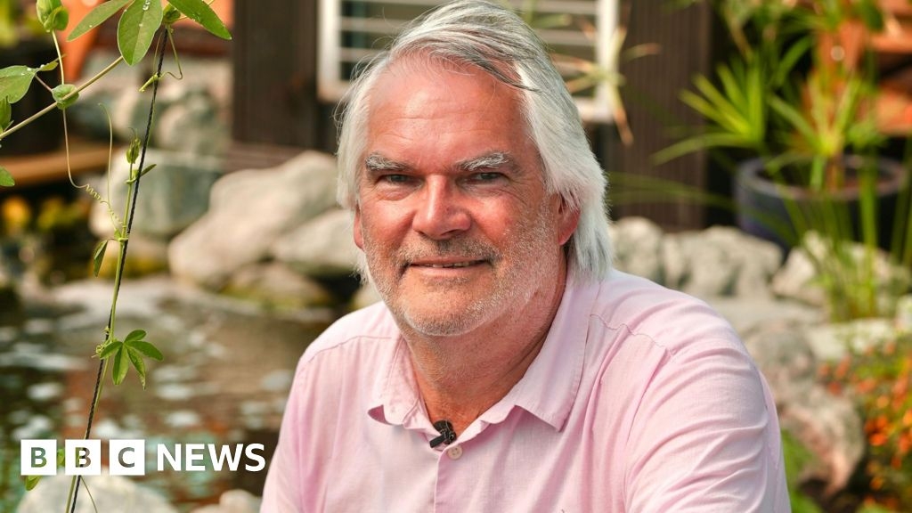 New Lenwade tropical house with 400 butterflies opens