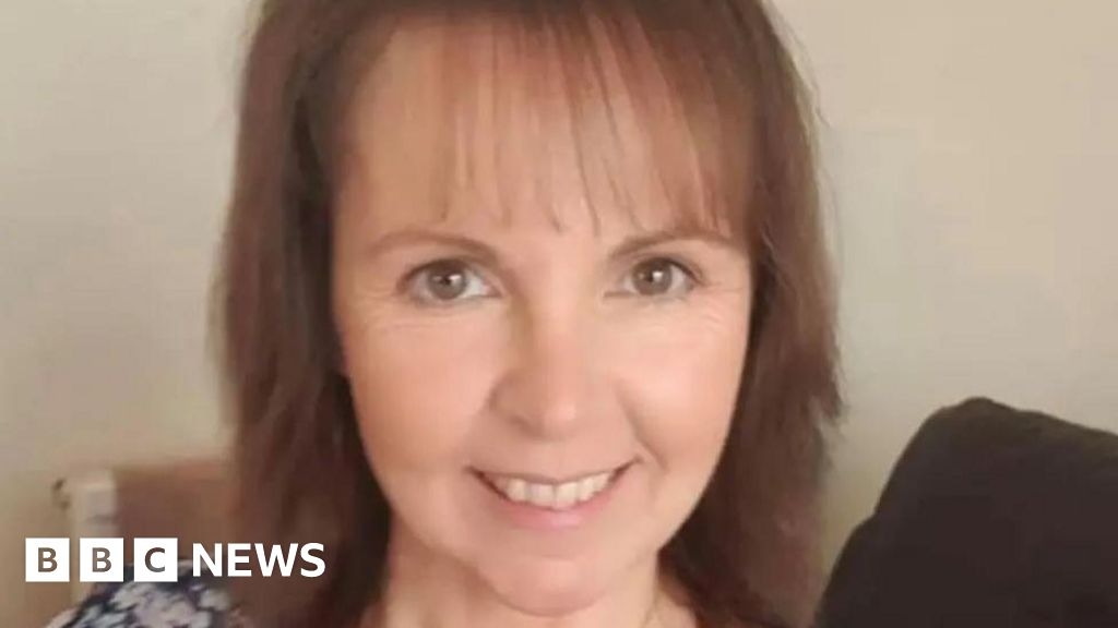 PC charged after mum-of-three's death in Oldham police chase crash