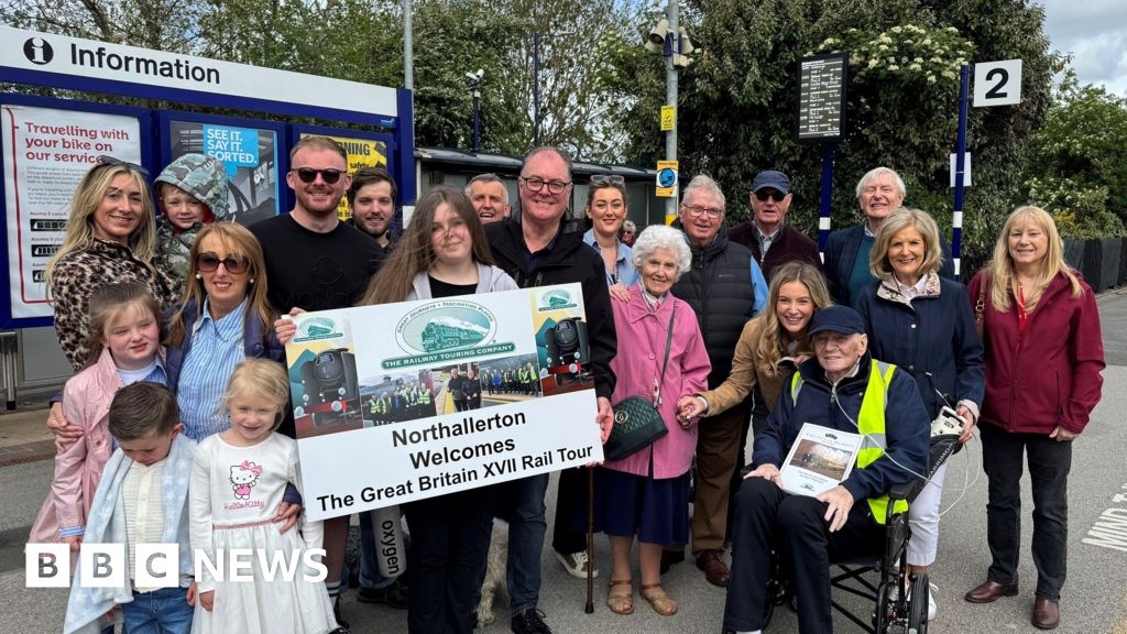 Steam train makes special stop for Northallerton rail volunteer