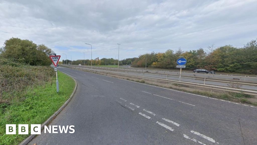 Woman seriously injured in tree crash on A299 Thanet Way