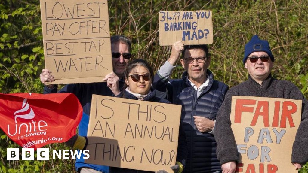 Scottish Water union members to vote on pay offer
