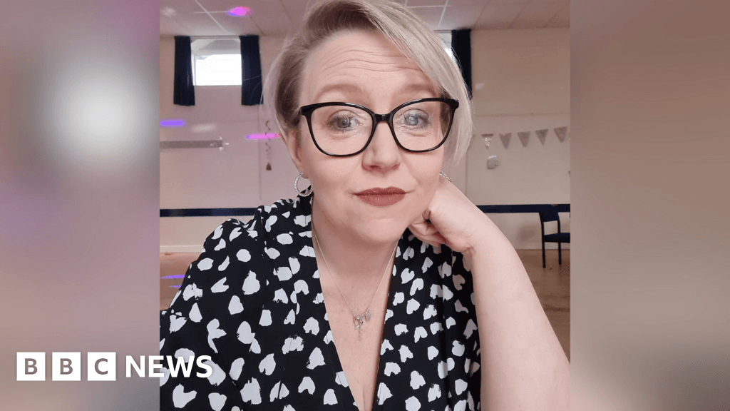 Kent mum given months to live after late cancer diagnosis