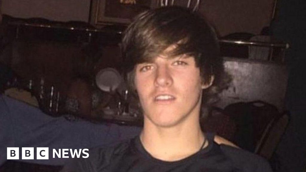 Killer 'should have been arrested before murder, watchdog finds