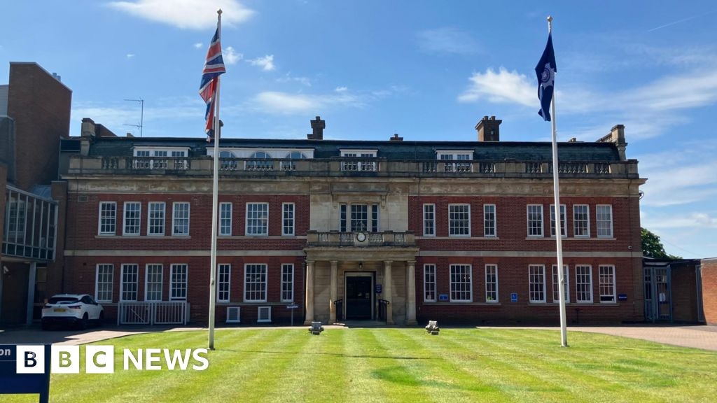 Northamptonshire Police officer sacked for sexual messages