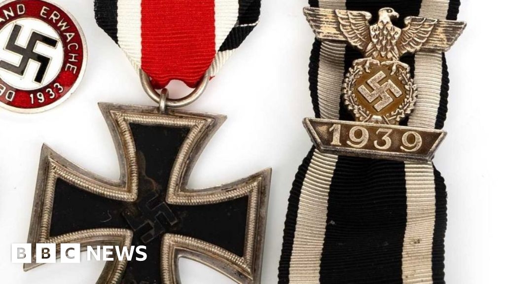 Auctioneer defends selling Nazi artefacts at sale in Glasgow