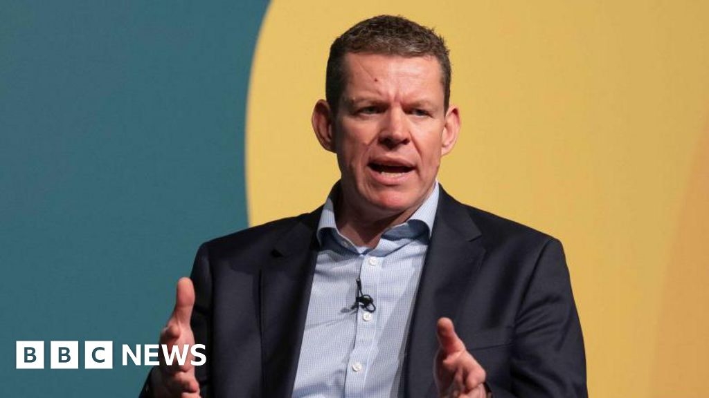MPs should get veto on any Iran conflict, Plaid Cymru says