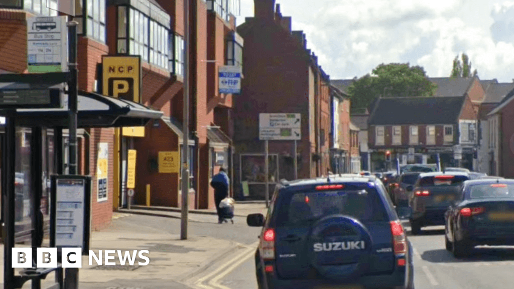 Murder arrest after injured man dies at roadside in Newark