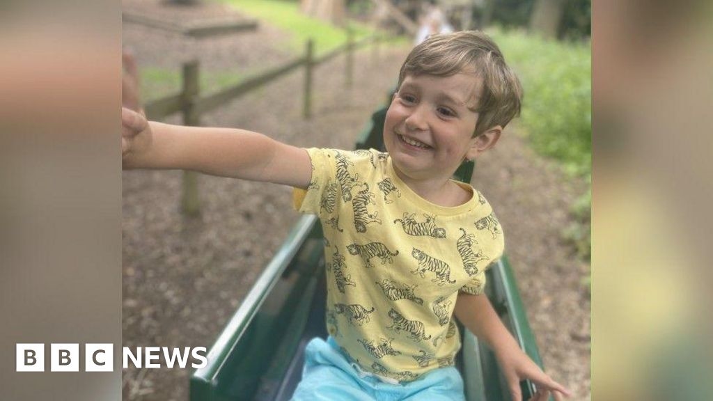Head teacher 'ran to call 999' after boy collapsed