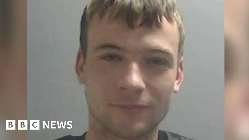 Cheshire drug dealer who fled to Spain ordered repay £40k