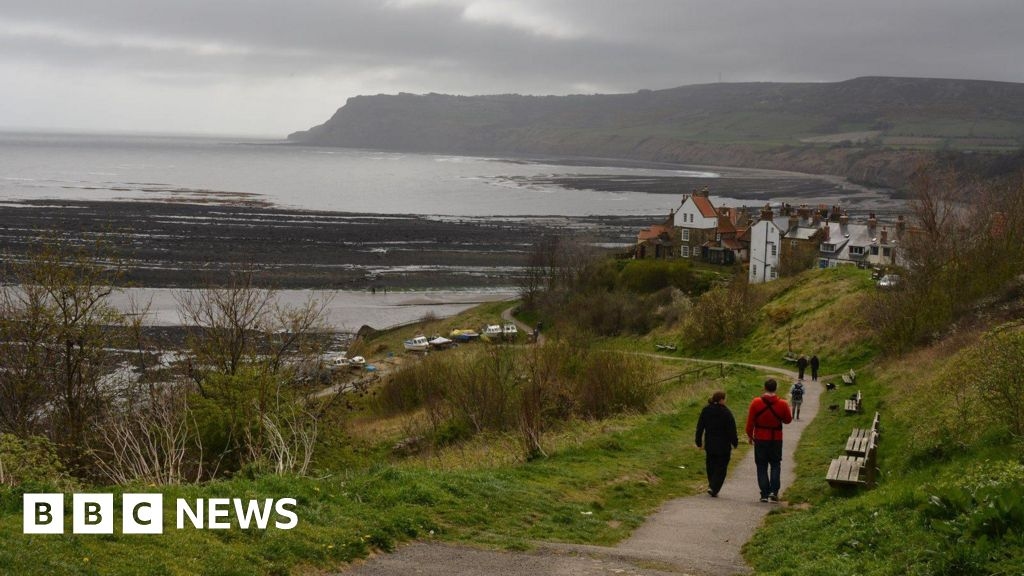 Coast to Coast passport uniting hikers and local businesses