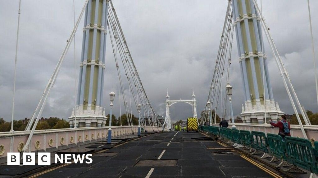 Albert Bridge closed to drivers for a week for repair work