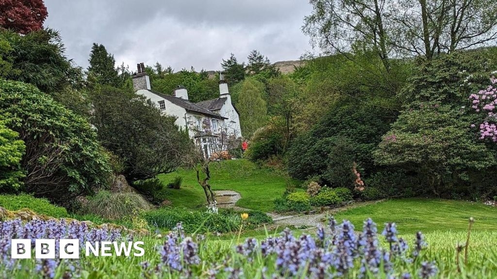 William Wordsworth's Cumbrian home campaign backed by stars