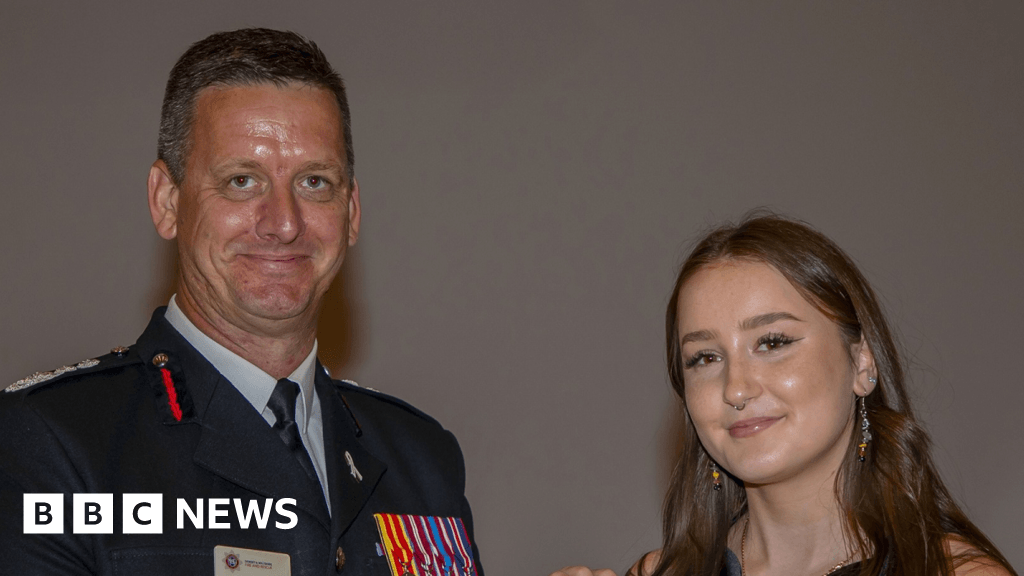 Women praised for bravery by Dorset fire service boss