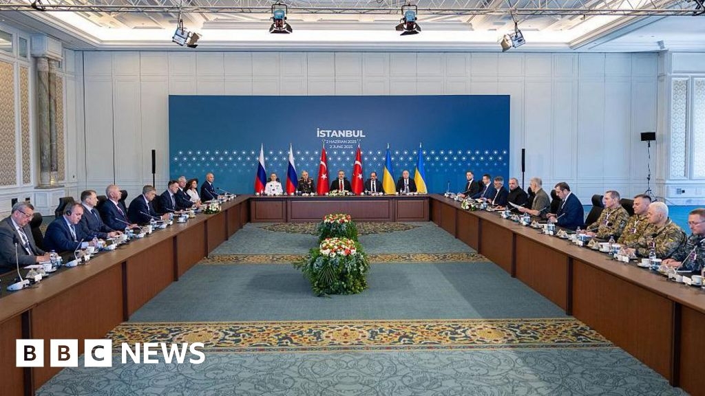 Ukraine-Russia peace talks end with no deal, POW swap agreed