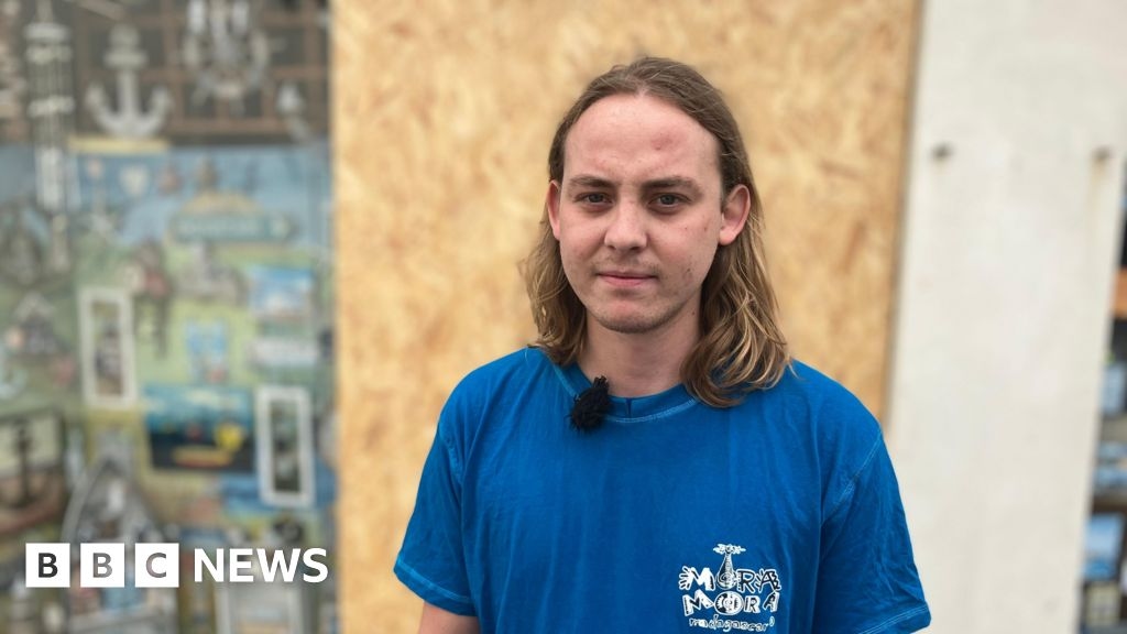 Broadstairs shop owners 'terrified' by fighting and damage