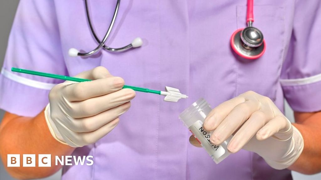 At-home HPV test kits to be offered to thousands of women in England