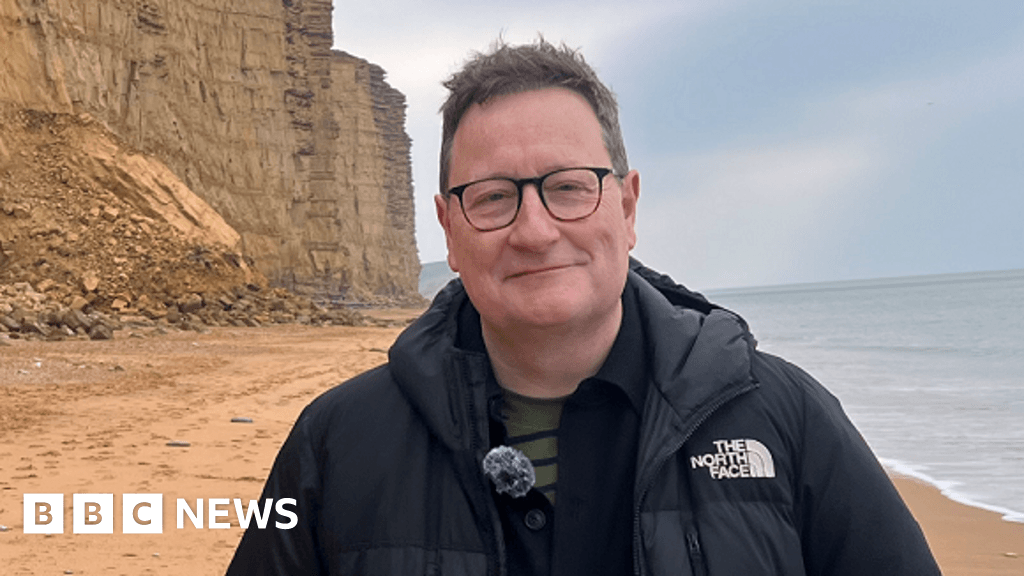 Broadchurch creator Chris Chibnall uses Dorset for first novel